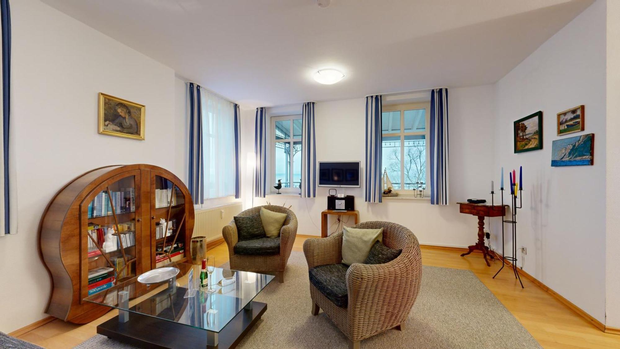 Villa Strandblick In Binz, Fewos Direkt Am Strand Mit Balkon Und Teilweise Mit Meerblick Exterior foto